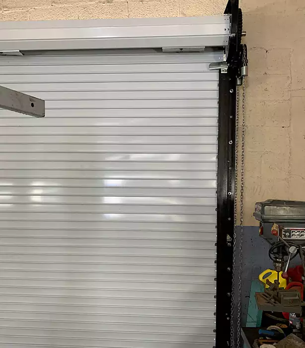 Janus Roll Up Garage Doors Lisle